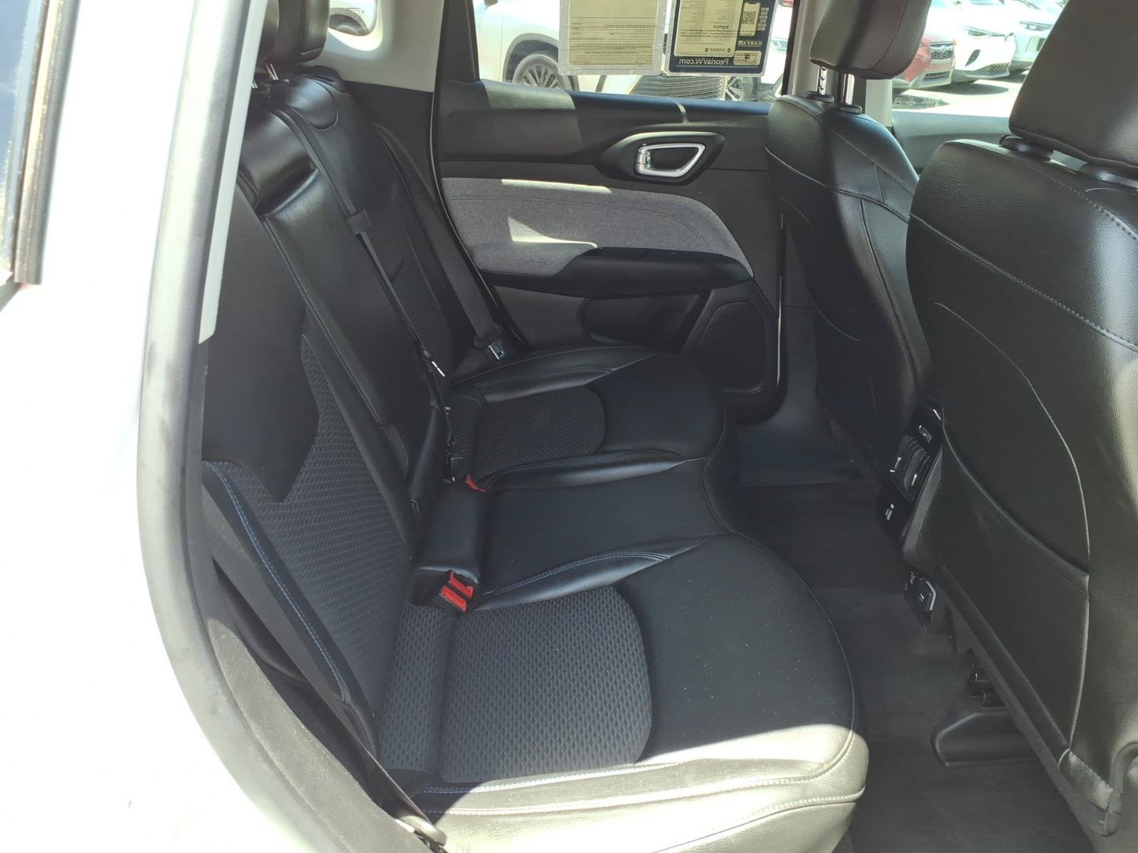 Used 2022 Jeep Compass Latitude w/ Convenience Group FWD image 13