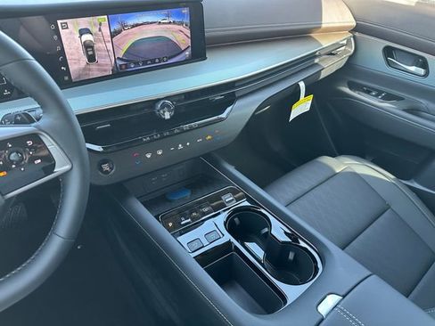 Used 2026 Nissan Murano Platinum w/ Technology Package image 17