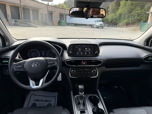 Used 2020 Hyundai Santa Fe SE image 14