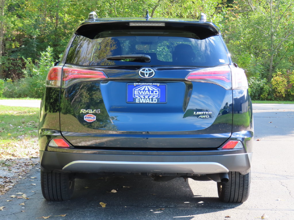 Used 2018 Toyota RAV4 Limited w/ All Weather Liner Package AWD/4WD image 20