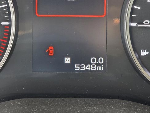 Certified 2025 Subaru Ascent Premium image 37