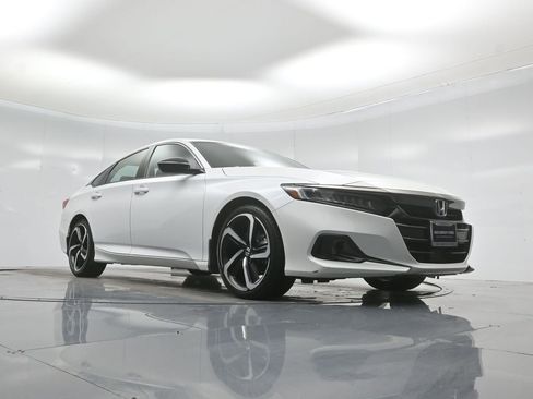 Used 2022 Honda Accord Sport image 43