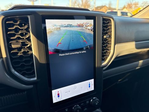 Used 2024 Ford Ranger XL image 35