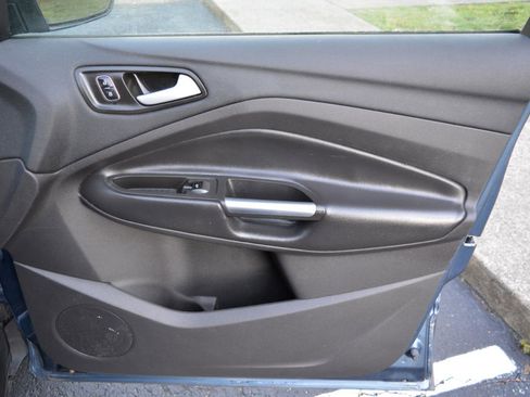 Used 2018 Ford Escape SE AWD/4WD image 15