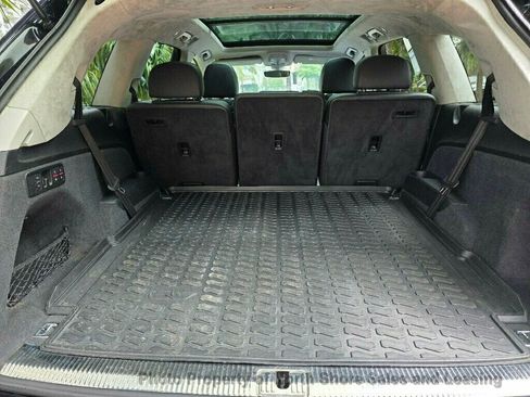 Used 2017 Audi Q7 3.0T Prestige AWD/4WD image 30