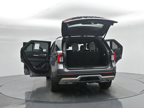 New 2026 Ford Explorer Tremor w/ Tremor Ultimate Package AWD/4WD image 40