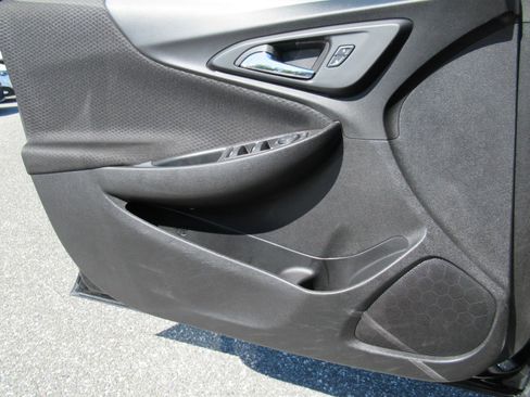 Used 2024 Chevrolet Malibu LT FWD image 18