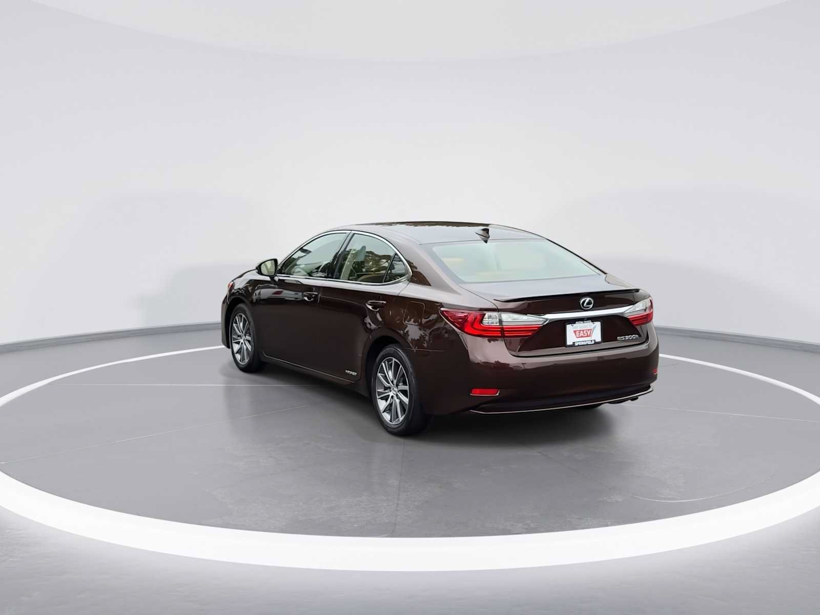 Used 2016 Lexus ES 300h w/ Luxury Package w/Wood Trim FWD image 6