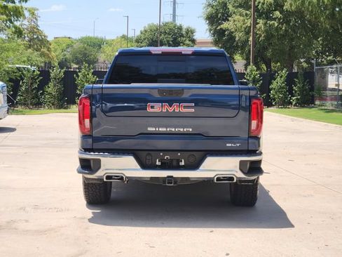Used 2022 GMC Sierra 1500 SLT AWD/4WD image 6
