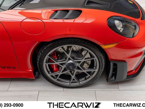 Used 2023 Porsche 718 Cayman GT4 RS RWD image 47