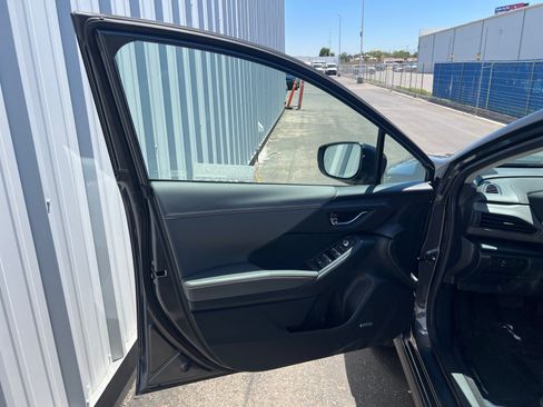 Certified 2025 Subaru Crosstrek 2.5i Limited w/ Crosstrek Mirror Package AWD/4WD image 13