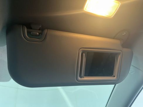 Used 2021 Toyota RAV4 XLE FWD image 77