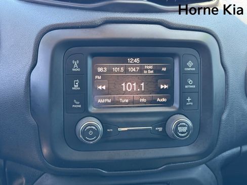 Used 2019 Jeep Renegade Sport FWD image 19