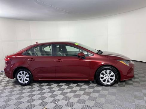 Used 2026 Toyota Corolla LE FWD image 10