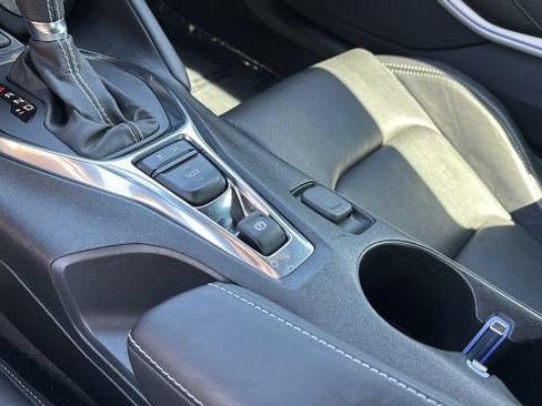 Used 2021 Chevrolet Camaro SS RWD image 22