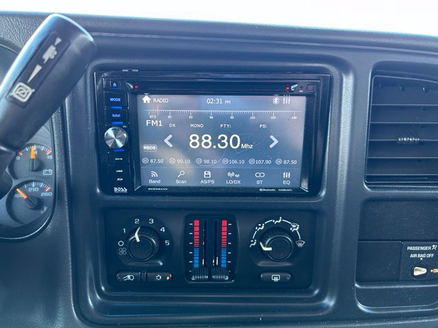 Used 2004 Chevrolet Silverado 2500 LS RWD image 16