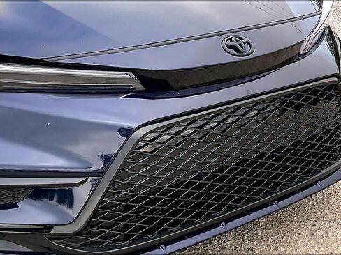 Used 2026 Toyota Corolla SE FWD image 29