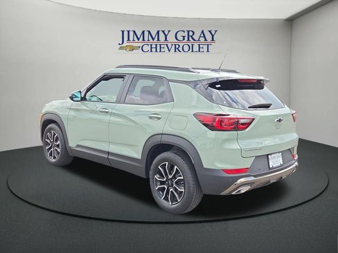 New 2026 Chevrolet TrailBlazer ACTIV w/ Convenience Package FWD image 3