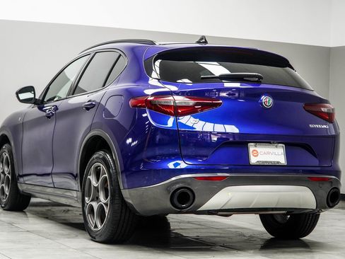 Used 2022 Alfa Romeo Stelvio Ti image 10