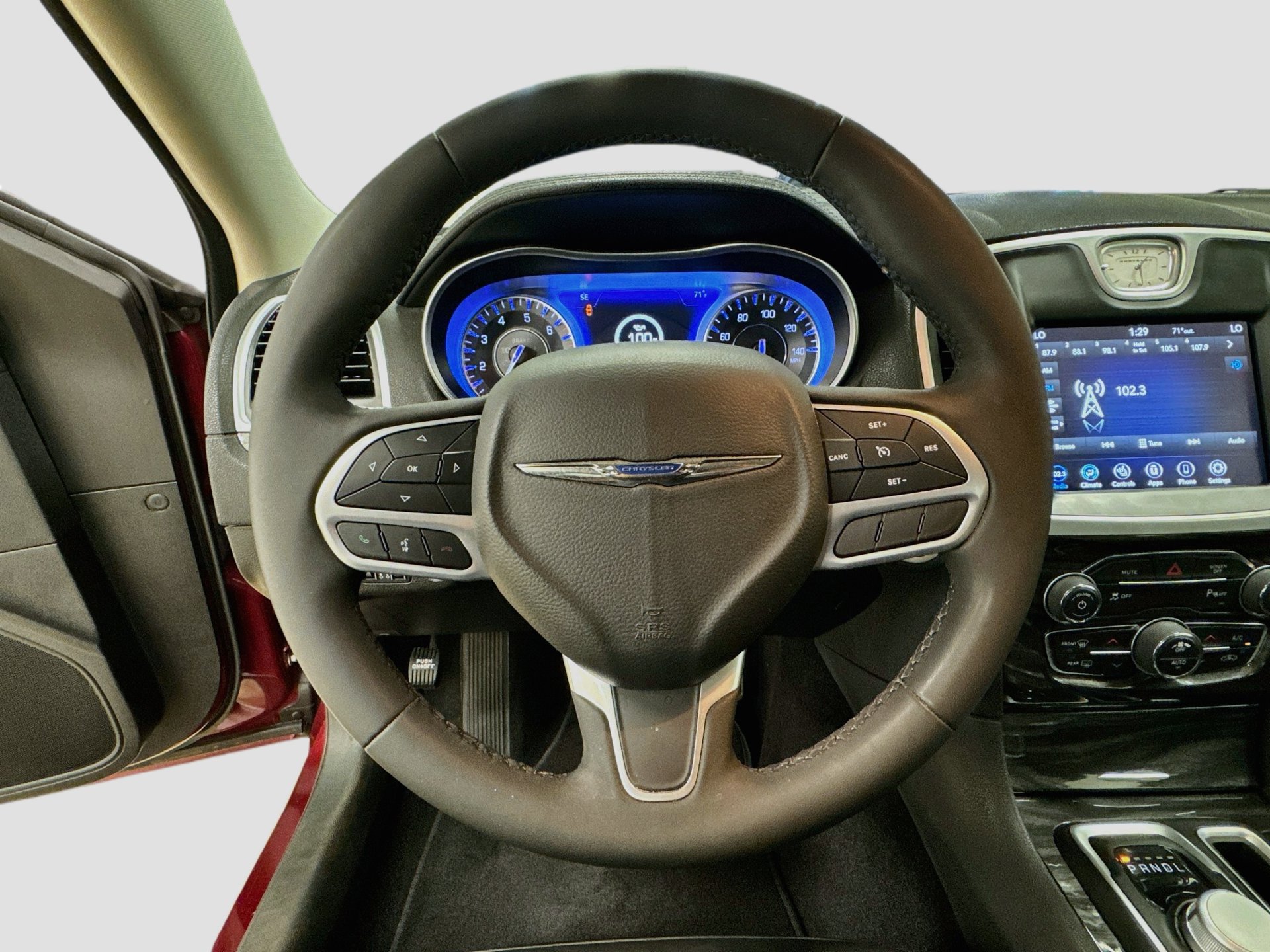 Used 2022 Chrysler 300 Touring L RWD image 11