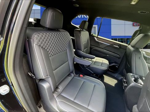 New 2024 GMC Acadia Denali w/ Super Cruise Package image 10