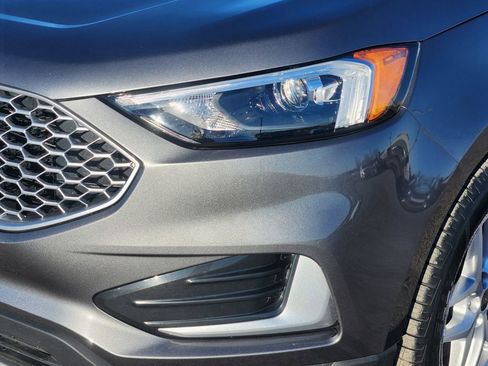 Used 2024 Ford Edge SEL image 10