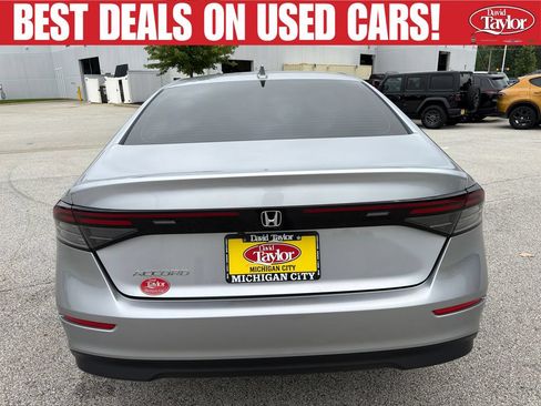 Used 2024 Honda Accord EX image 4