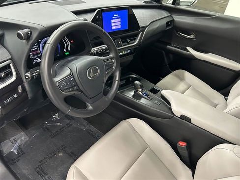 Certified 2025 Lexus UX 300h FWD image 16