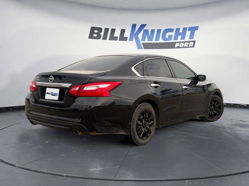 Used 2017 Nissan Altima 2.5 S w/ Power Driver Seat Package image 5