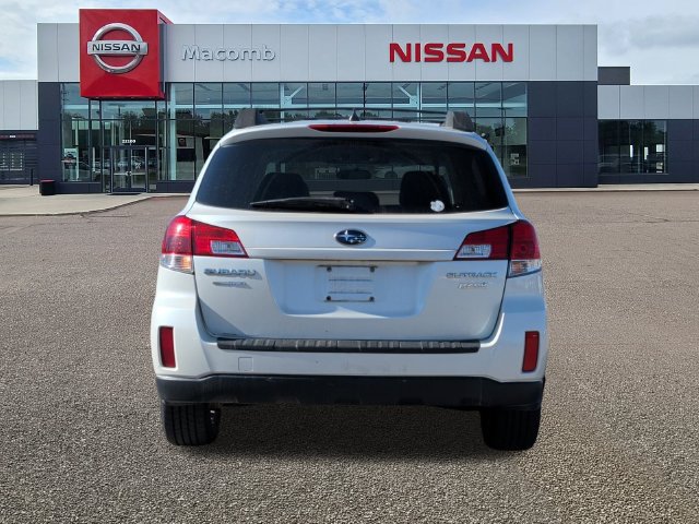 Used 2011 Subaru Outback 2.5i Limited AWD/4WD image 6