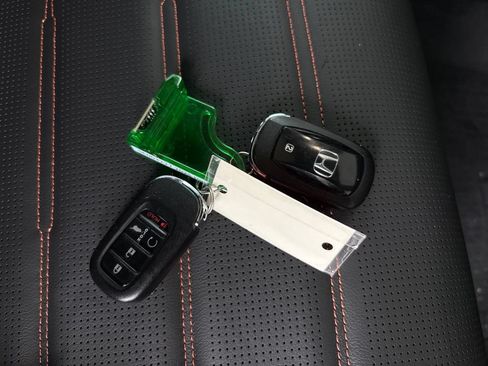 Used 2025 Honda CR-V Sport-L image 27
