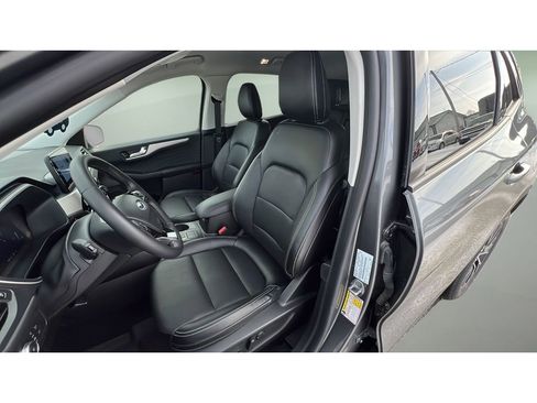 Used 2022 Ford Escape SEL w/ Technology Package image 24