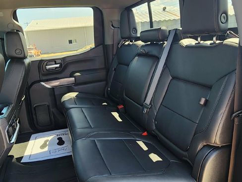 Used 2020 Chevrolet Silverado 1500 LTZ AWD/4WD image 19
