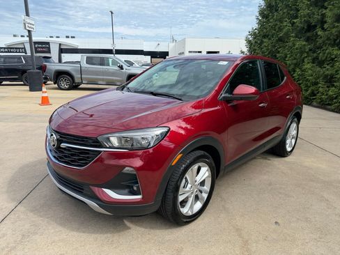 Used 2023 Buick Encore GX Preferred w/ Cold Weather Comfort Package FWD image 7