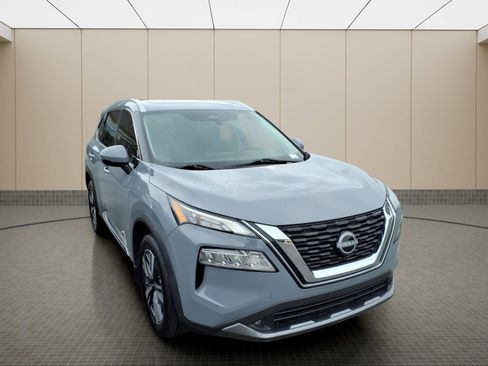 Used 2022 Nissan Rogue SL w/ SL Premium Package FWD image 8