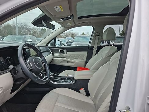 Used 2023 Kia Sorento SX image 15