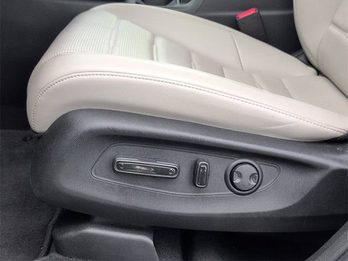 Used 2024 Honda CR-V EX-L image 10