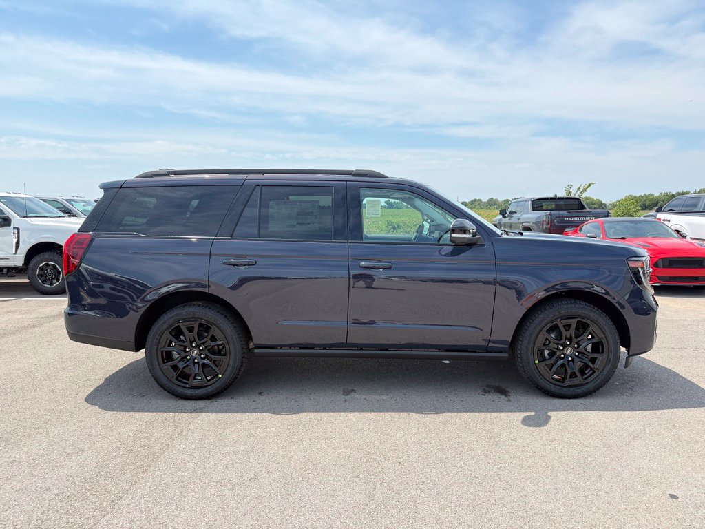 Used 2027 Ford Expedition Platinum RWD image 34