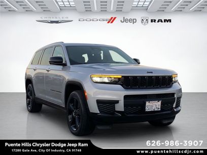 Used 2023 Jeep Grand Cherokee L Laredo