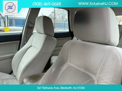 Used 2008 Subaru Outback 2.5i L.L. Bean image 7