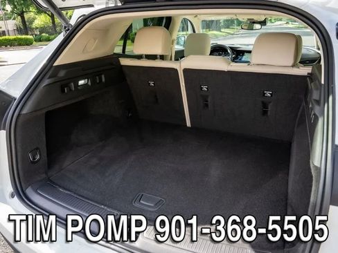 Used 2022 Buick Envision Essence w/ Technology Package I FWD image 14