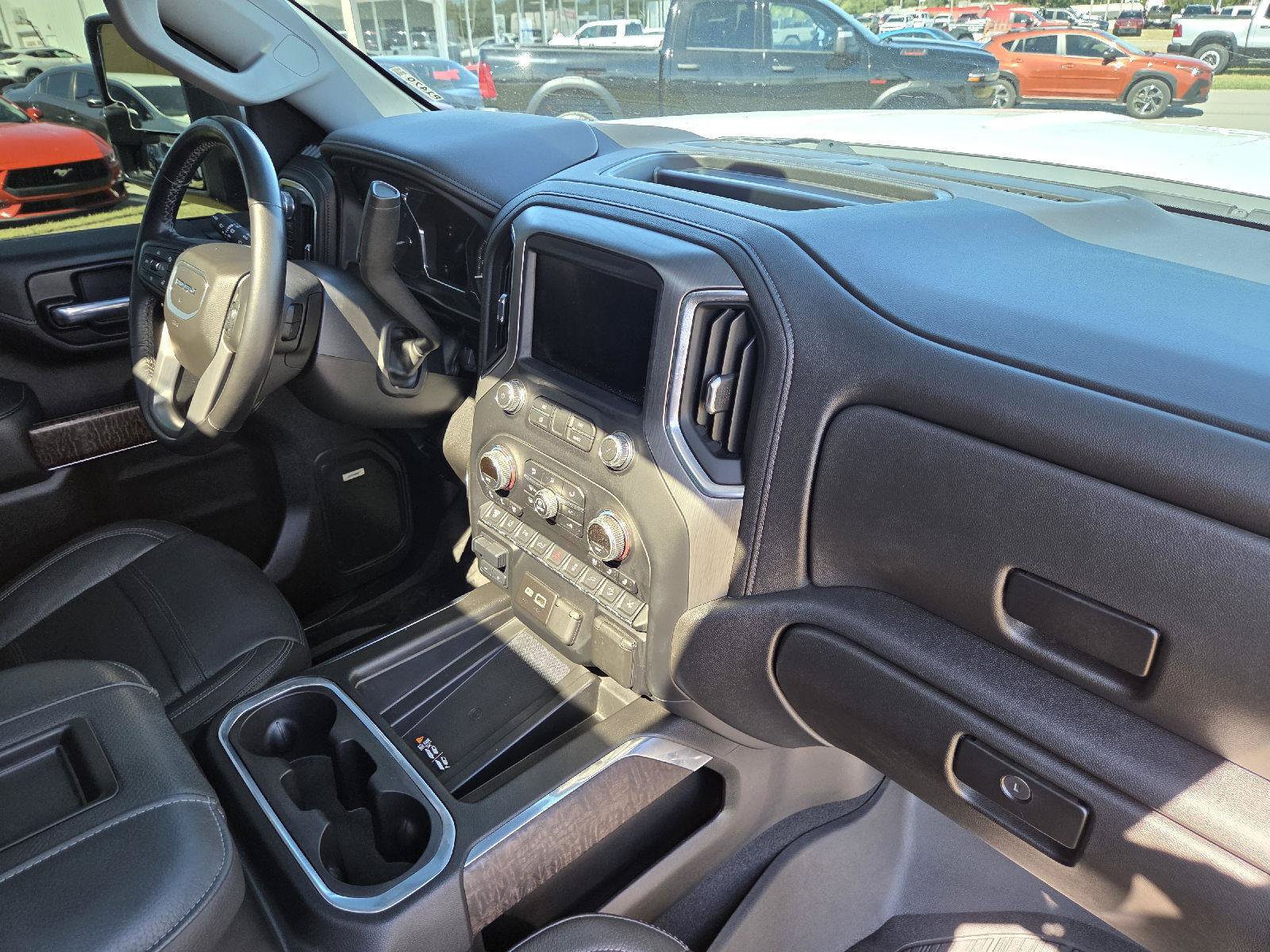 Used 2022 GMC Sierra 2500 Denali w/ Denali Ultimate Package AWD/4WD image 41