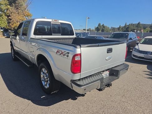 Used 2012 Ford F250 Lariat w/ Lariat Ultimate Pkg AWD/4WD image 3
