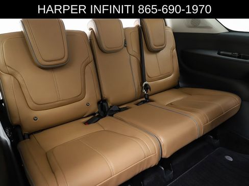 Used 2025 INFINITI QX80 Sensory AWD/4WD image 41