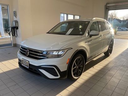 Certified 2022 Volkswagen Tiguan SE