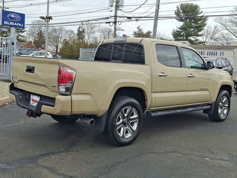 Used 2016 Toyota Tacoma Limited image 6