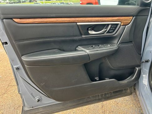 Used 2020 Honda CR-V Touring image 6