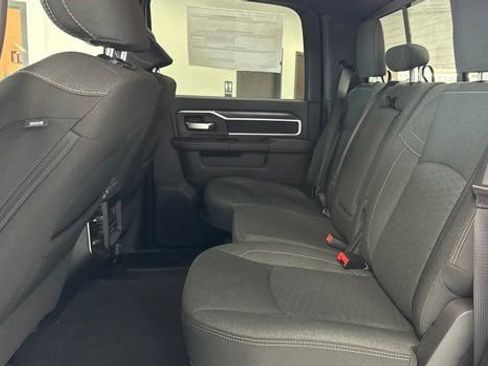 New 2026 RAM 2500 Big Horn AWD/4WD image 21