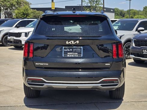 Used 2023 Kia Sorento SX AWD/4WD image 13