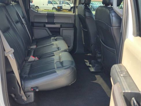 Used 2019 Ford F150 XLT image 21